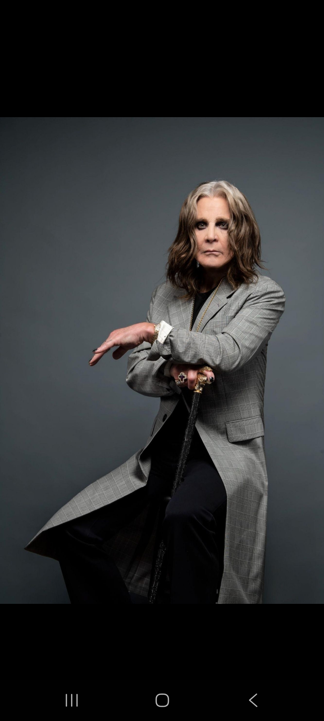 Riding the Crazy Thread Train From Ozzy riffs to tiny stitches – chaos, colour, and a brand-new start